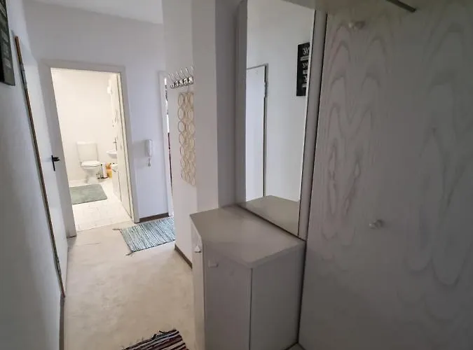 Monteurwohnung App 5 *